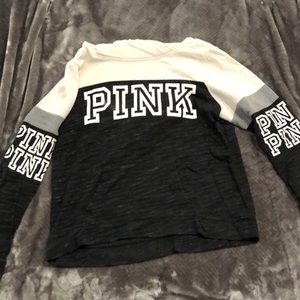 A sweatshirt